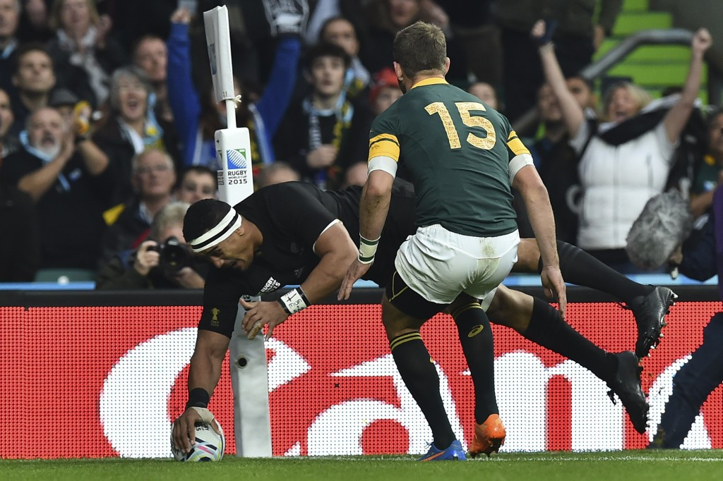 Jerome Kaino got the All Blacks opening try which set them up for a narrow win over the Springboks