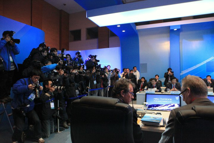 There was huge local media interest in the visit of the IOC Evaluation Commission to Pyeongchang in 2011 ©Stratos Safioleas