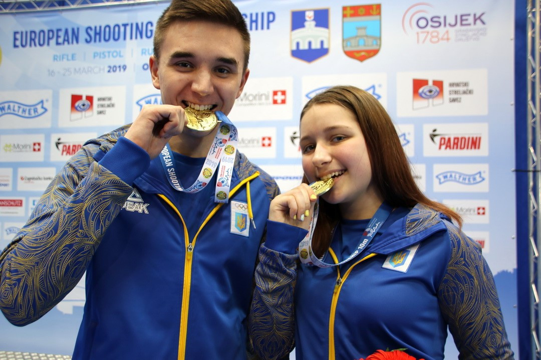 Yana Chuchmarova and Ihor Solovei won the first gold of the event at the European Shooting Championships in Croatia ©European Shooting Confederation