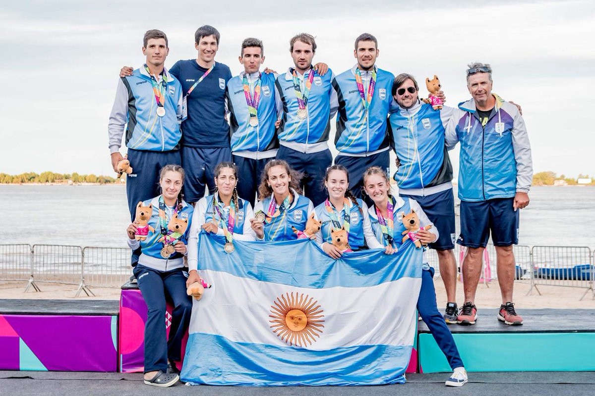 Hosts Argentina won the men’s and women’s four-person rowing events as action continued today at the South American Beach Games in Rosario ©Rosario 2019/Twitter