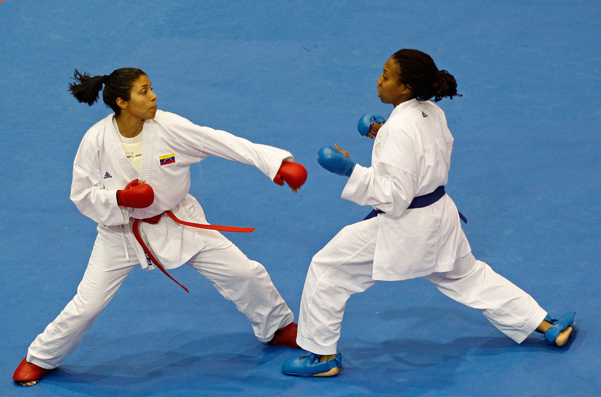 Cheryl Murphy, right, won gold for United States in the women's kumite under 68kg division ©Getty Images