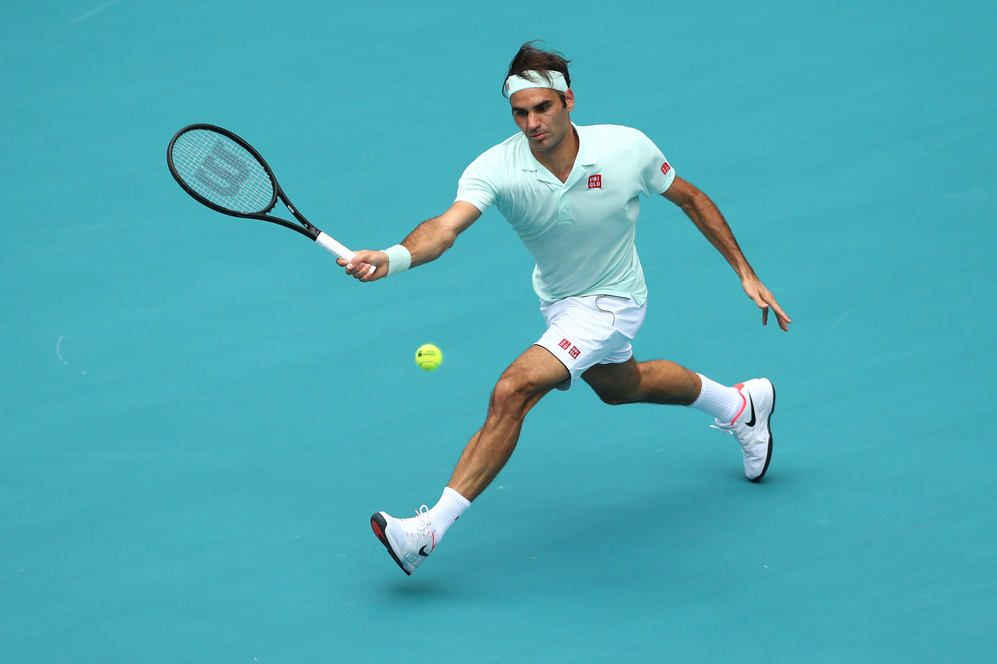 Switzerland's Roger Federer beat John Isner of the United States to win the Miami Open ©Getty Images