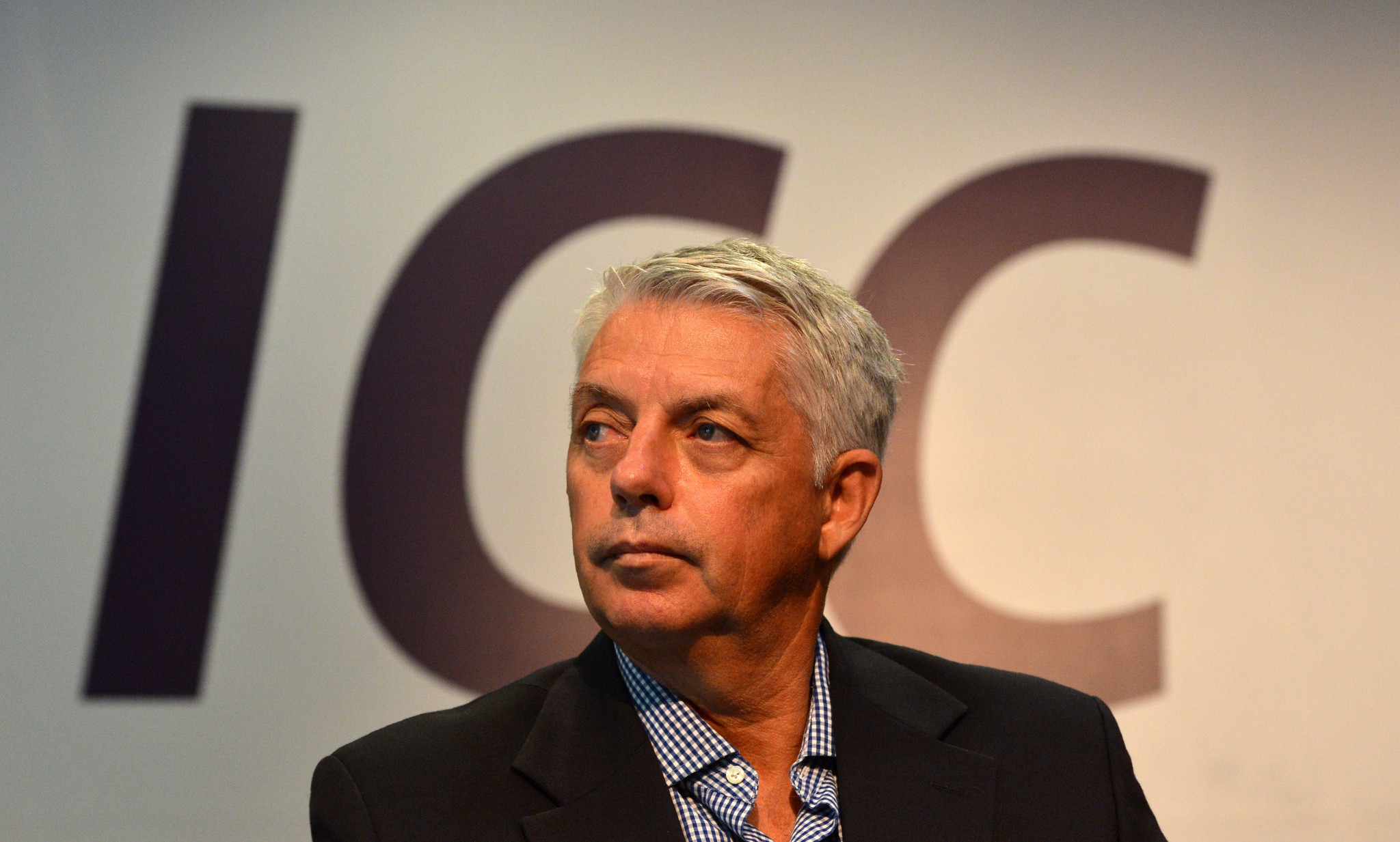 Outgoing chief executive David Richardson will remain at the ICC to 