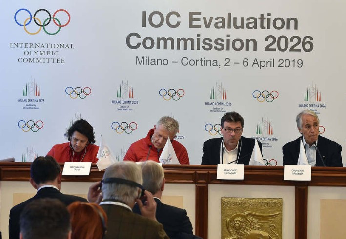 CONI President Giovanni Malagò, right, is optimistic the IOC Evaluation Commission will be impressed by the Milan Cortina 2026 bid ©Twitter