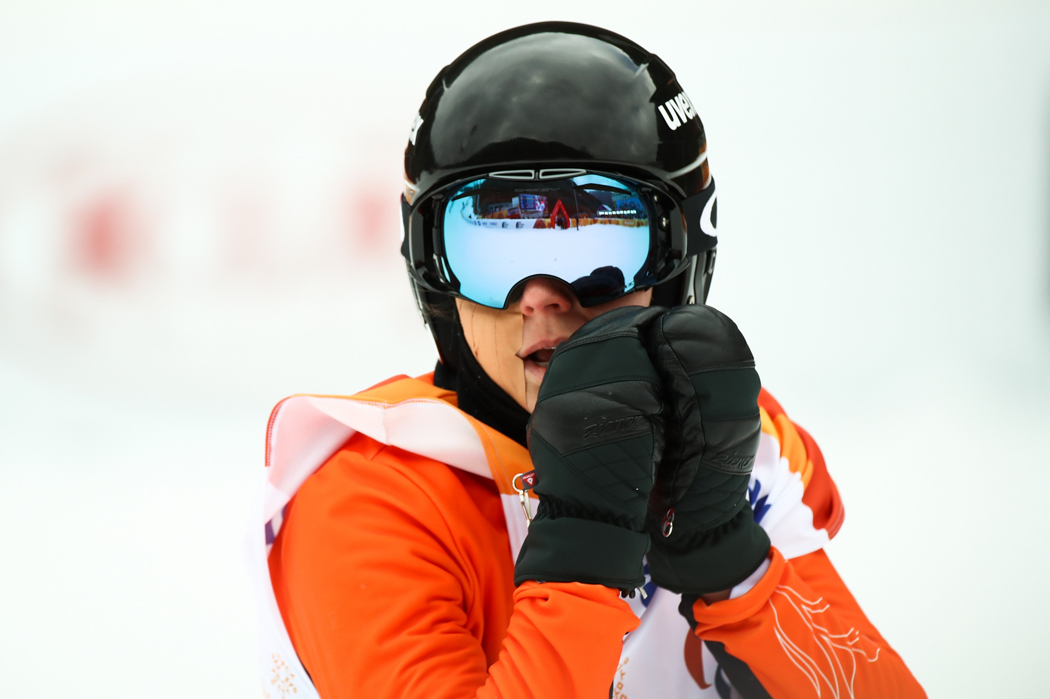 World champion Bunschoten wins on opening day of World Para Snowboard World Cup Finals in Klövsjö
