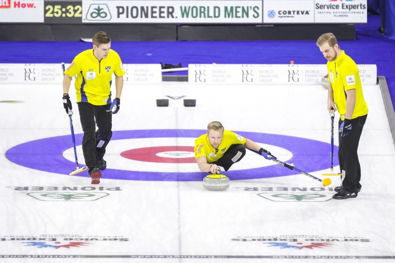 Sweden book play-off spot at World Men's Curling Championship
