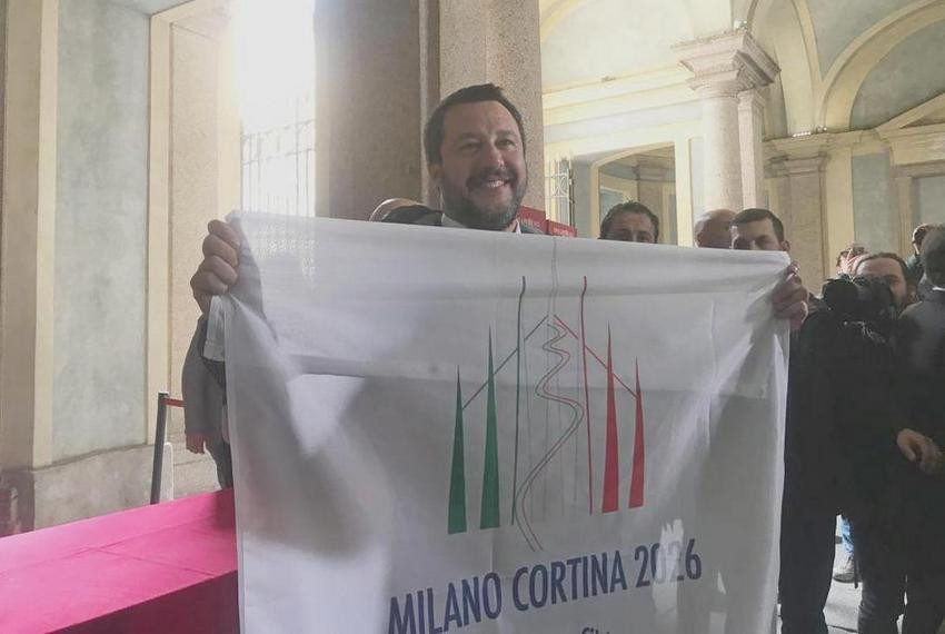 Italy's Deputy Prime Minister and Interior Minister Matteo Salvini showed his support for Milan Cortina 2026 by attending a working session with the IOC Evaluation Commission ©CONI