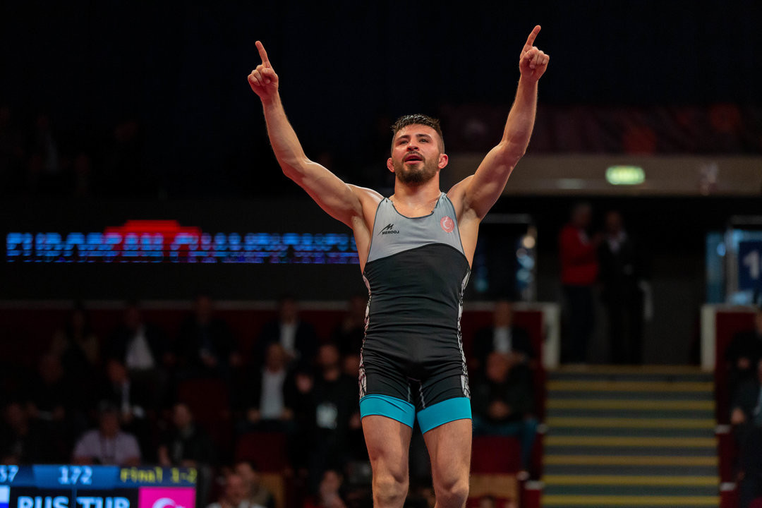 Turkey's Suleyman Atli became the number-one ranked wrestler in the world with his 57kg win ©UWW