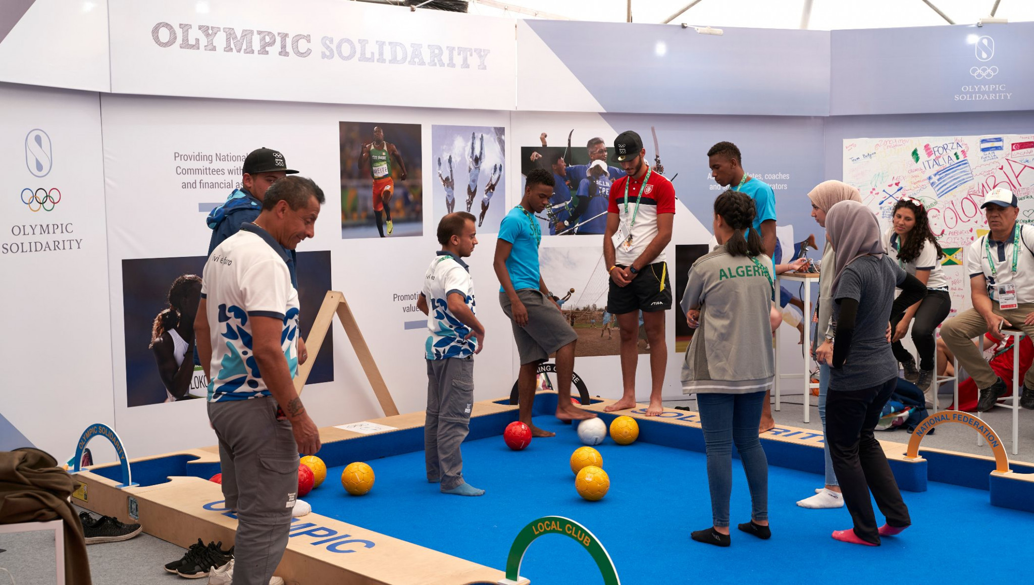 Olympic Solidarity grants help athletes from all around the world continue their careers and take part in education ©IOC