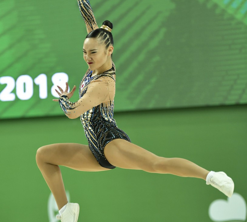 World champion Kitazume takes gold in front of home crowd at FIG Aerobic World Cup