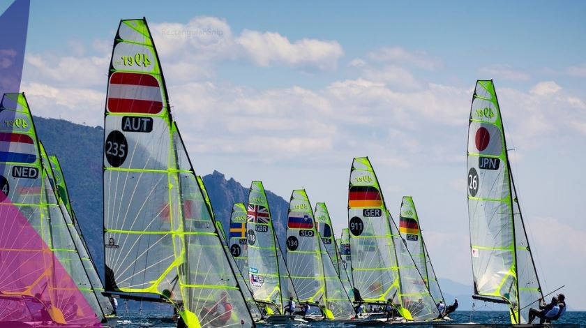Germany’s Fischer and Graf make ideal start in 49er as Genoa World Cup sailing starts