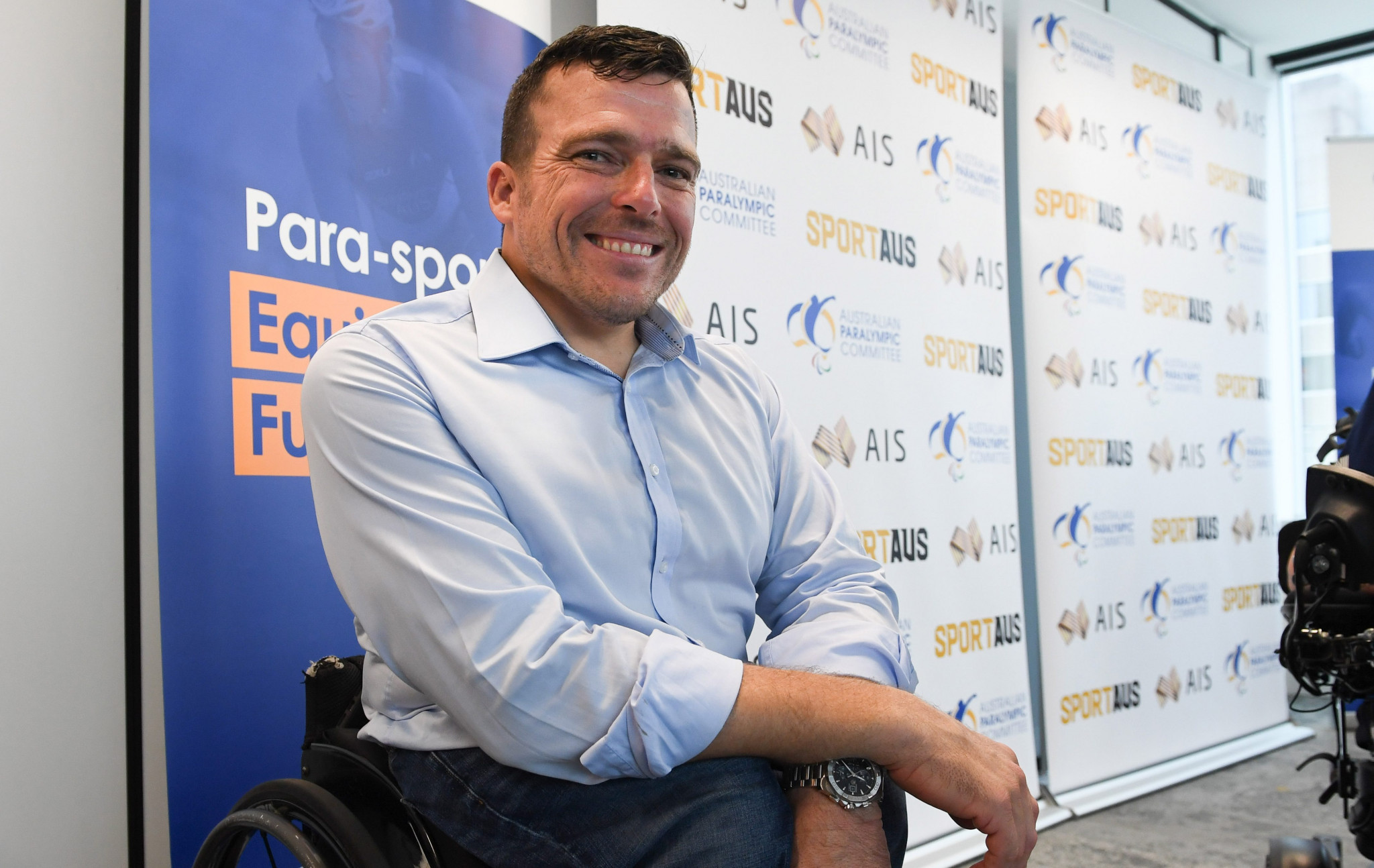 The donation was facilitated by five-time Paralympian and Paralympics Australia Board member Kurt Fearnley ©Paralympics Australia