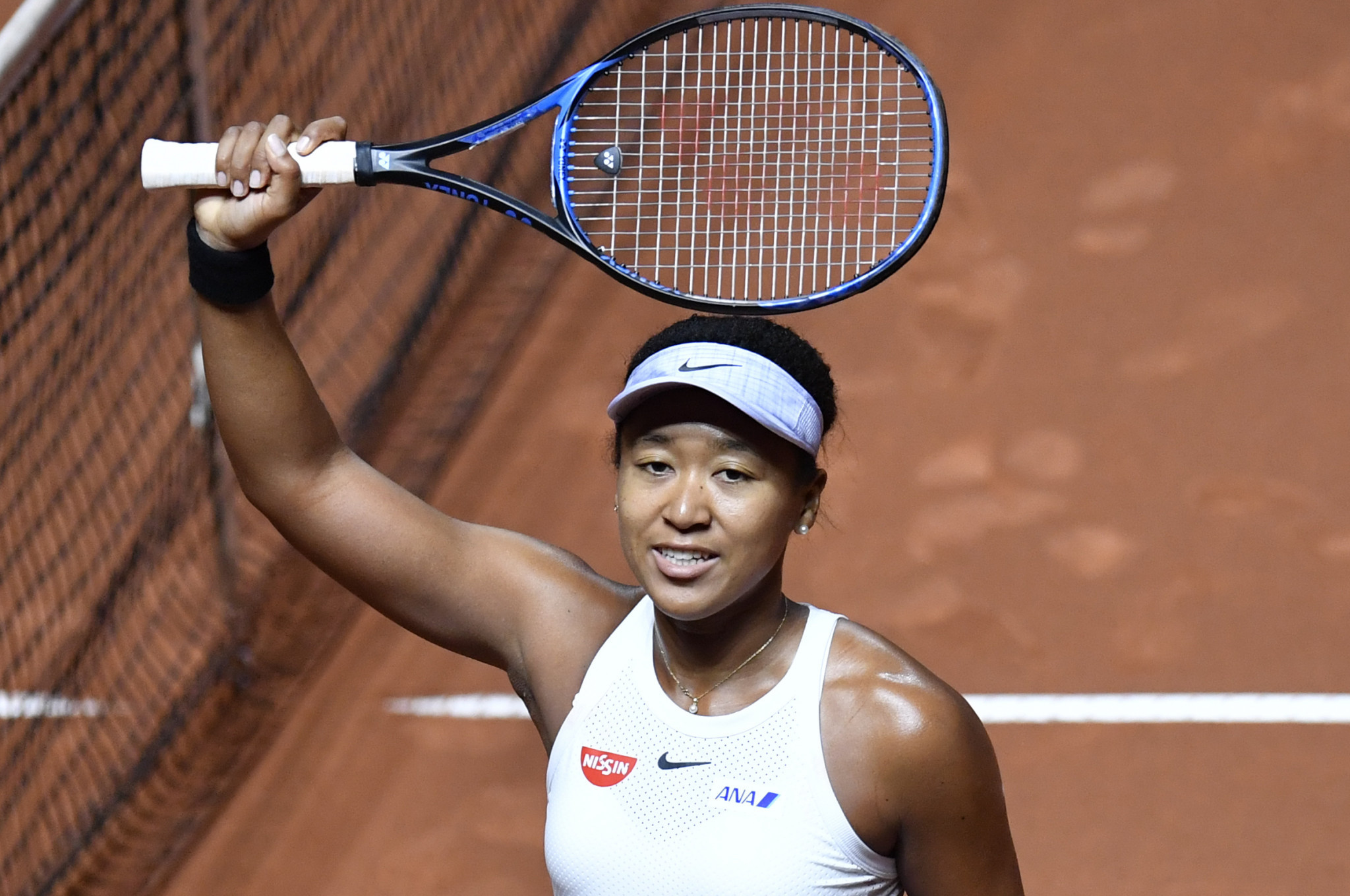Osaka and Kvitova ease into quarter-finals at Stuttgart Open