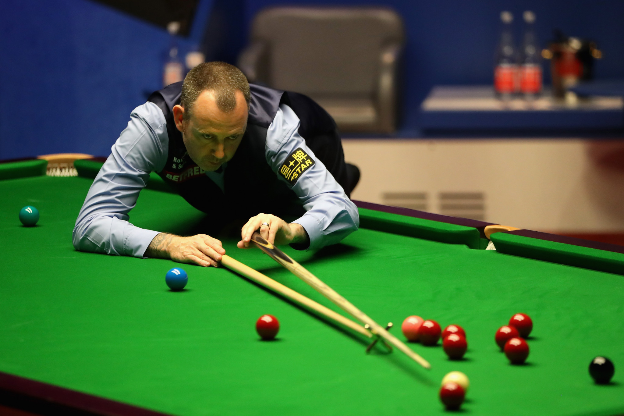 Wales' Mark Williams resumed his World Snooker Championship title defence today after hospital tests following chest pains - but eventually lost his second round match against David Gilbert ©Getty Images