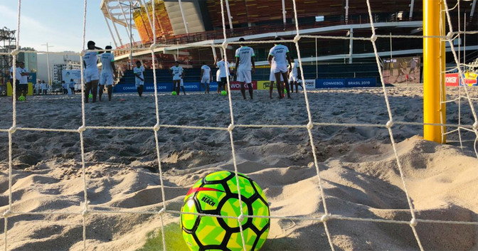 Action continued today at the South American Football Confederation qualifiers for the 2019 FIFA Beach Soccer World Cup in Rio de Janeiro ©Beach Soccer Worldwide