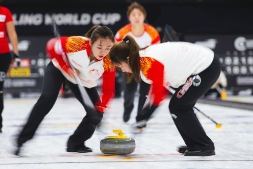 Inaugural Curling World Cup to reach climax in Beijing