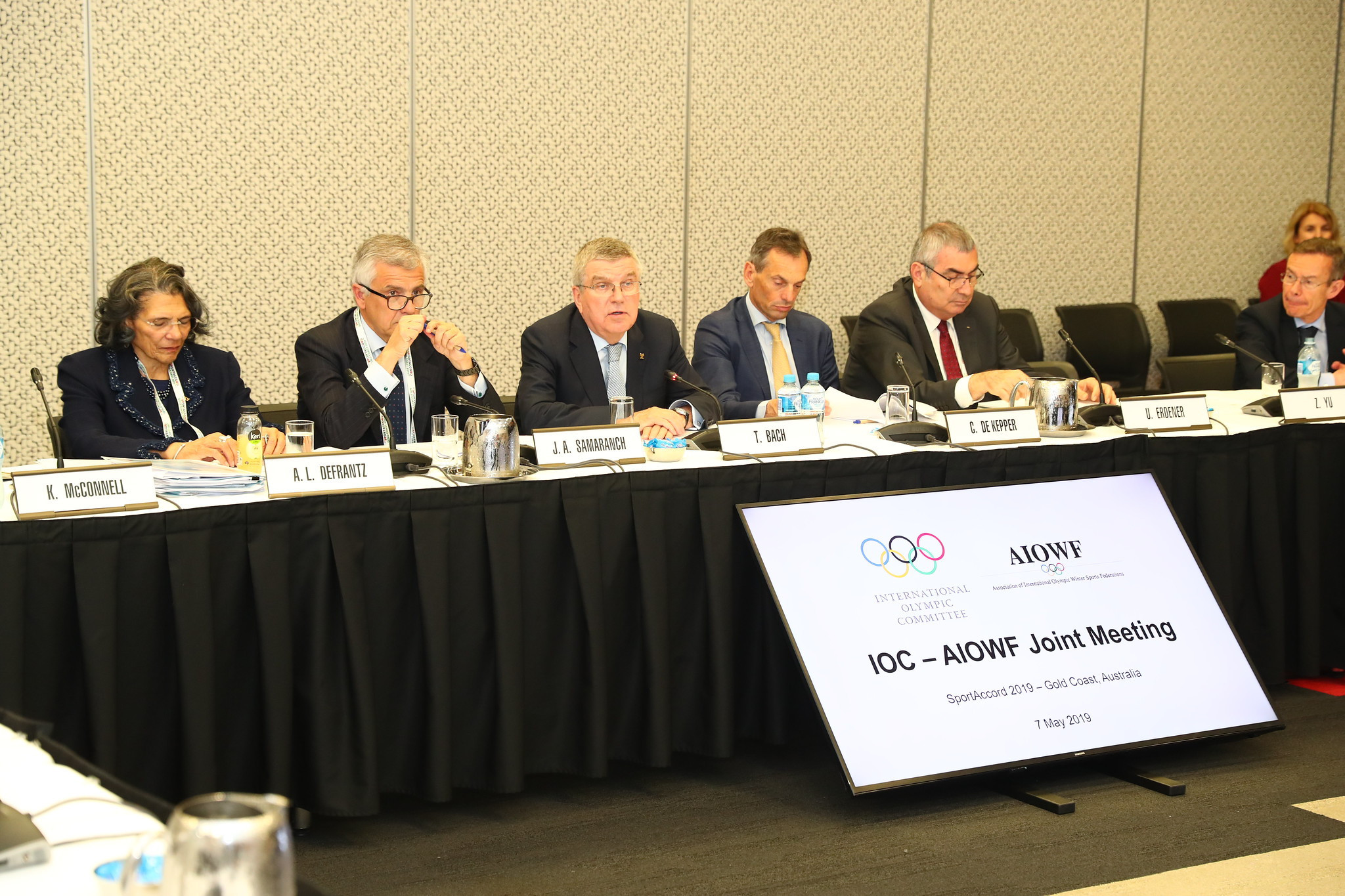 A joint IOC meeting with winter sport federations took place ©Getty Images