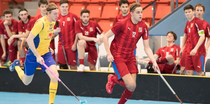 Czech Republic will face Sweden for the title at the Men's Under-19 World Floorball Championships ©IFF