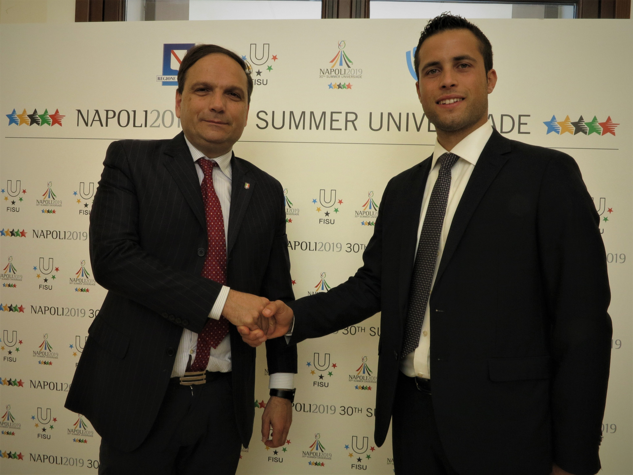 Naples 2019 Summer Universiade's Special Commissioner Gianluca Basile, left, at the signing of the Memorandum of Understanding with the Campania Youth Forum ©Napoli 2019