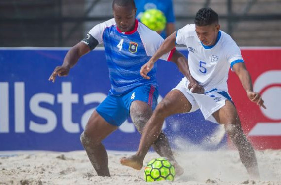 El Salvador reached the last eight of the CONCACAF Beach Soccer Championship with a 7-1 win over Belize ©CONCACAF