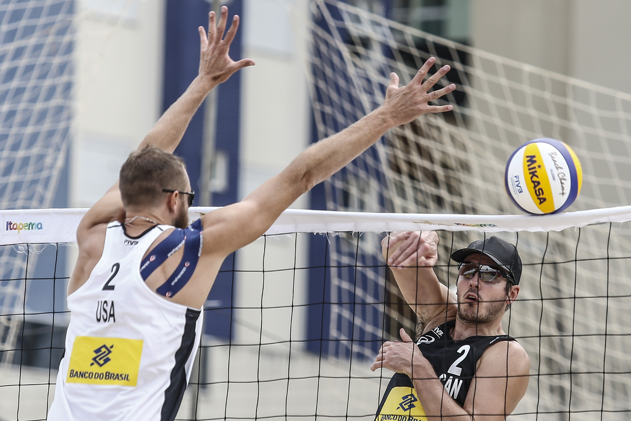 Reid Priddy and Theo Brunner of the United States are into the main draw at the FIVB Beach Volleyball World Series Itapema Open in Brazil ©FIVB