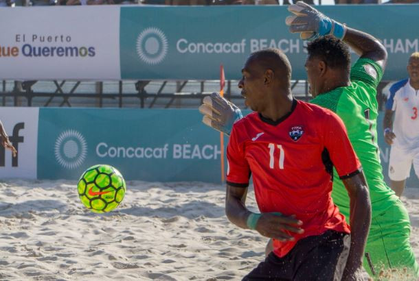 Defending champions Panama won their group at the CONCACAF Beach Soccer Championship in Mexico ©CONCACAF