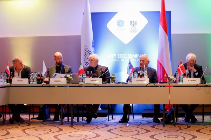 EOC President Janez Kocijančič, pictured second right at today's Executive Committee meeting in Vienna, has faith that the organisers of Minsk 2019 will respect the host city contract they have signed with regard to their attitude on press freedom during the European Games ©EOC 