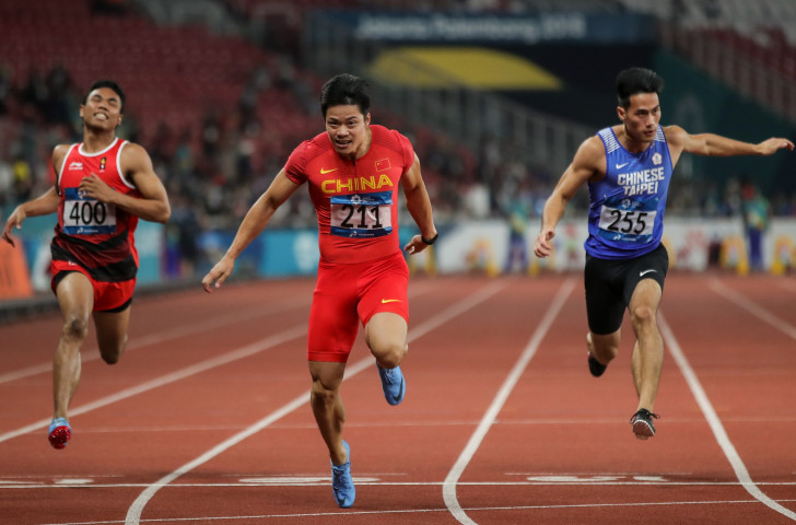 Home fans will be looking to Su Bingtian, centre, to impress in a talent-stacked men's 100m at tomorrow's IAAF Diamond League meeting in Shanghai ©Getty Images