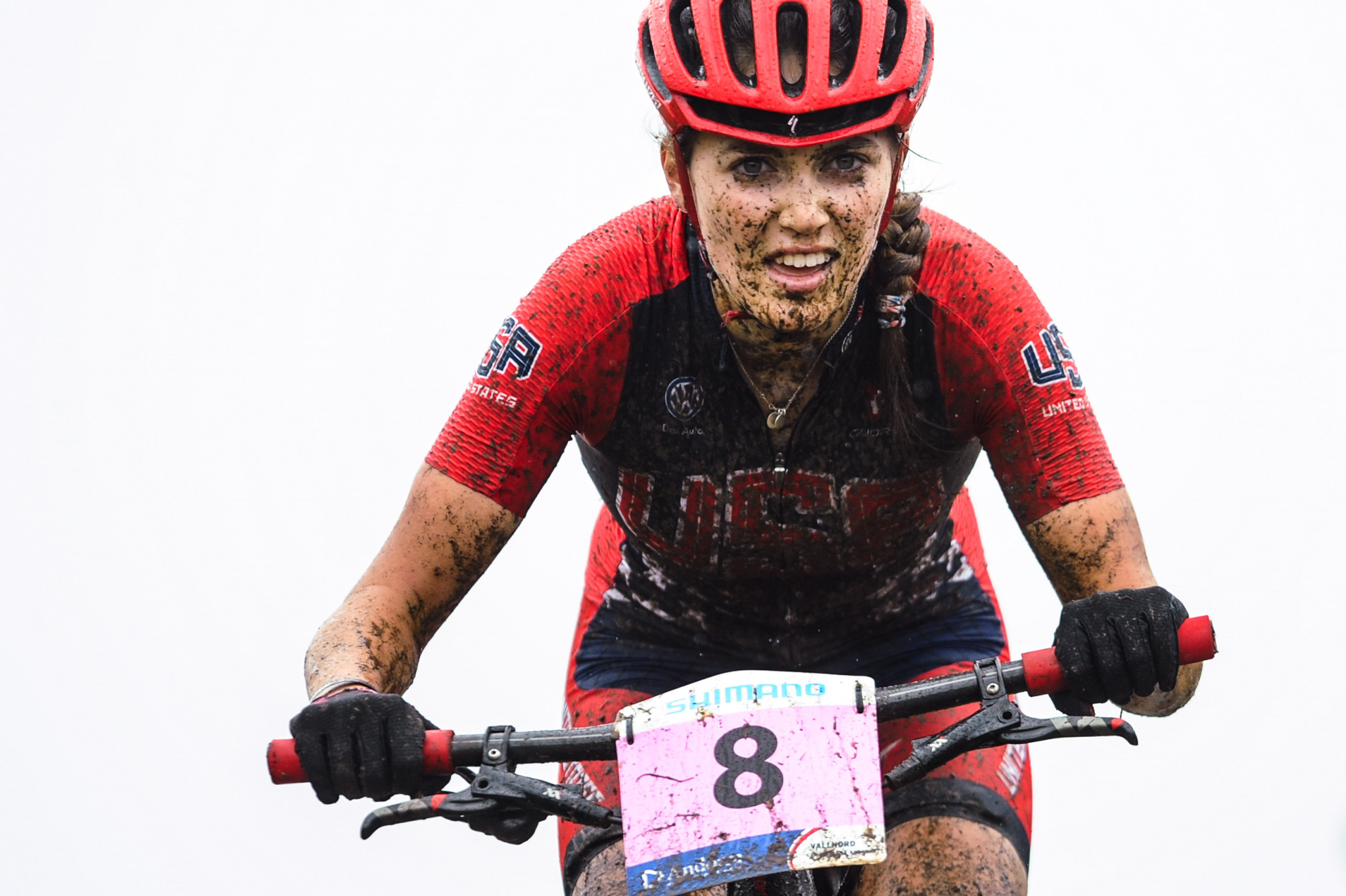 Courtney and Flückiger clinch cross-country victories at UCI Mountain Bike World Cup