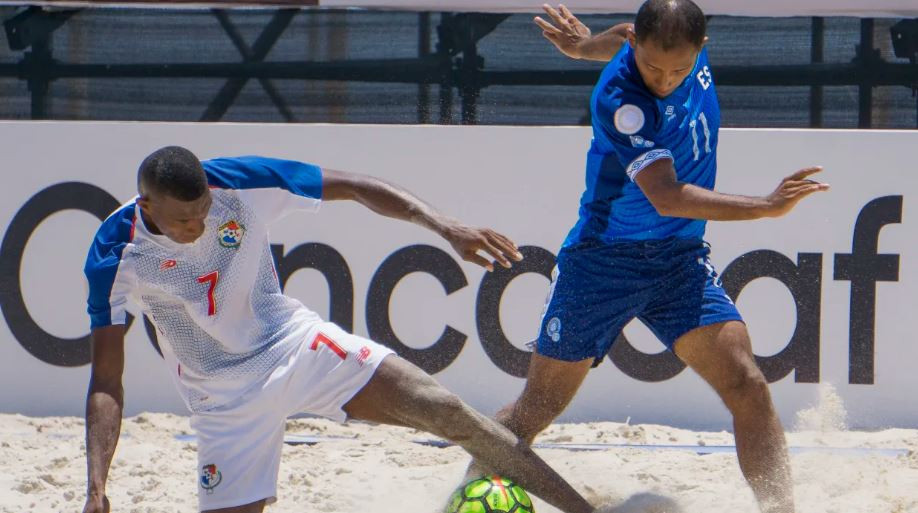 El Salvador beat Panama to bronze at the CONCACAF Beach Soccer Championship in Mexico ©CONCACAF