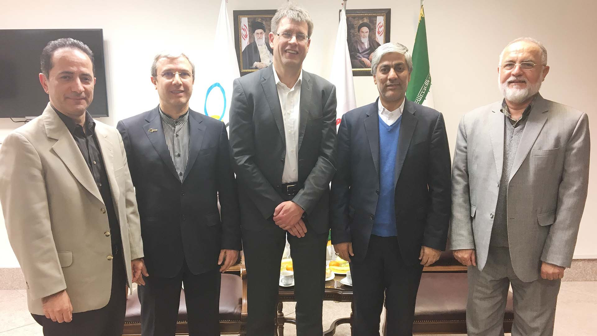 Shahrokh Shahnazi, right, has met several leading officials as secretary general of the National Olympic Committee of the Islamic Republic of Iran, including ITTF President Thomas Weikert ©ITTF