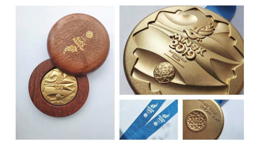 The Minsk 2019 medals have been madee made from a special tombak, a brass alloy and feature 24 carat gold, silver or bronze, each has taken 20 hours to make and weight 540 grams ©Minsk 2019 