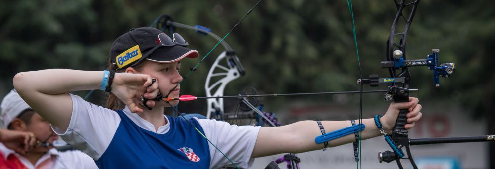 Croatian teenager breaks own cadet world record in women's compound qualification at Archery World Cup