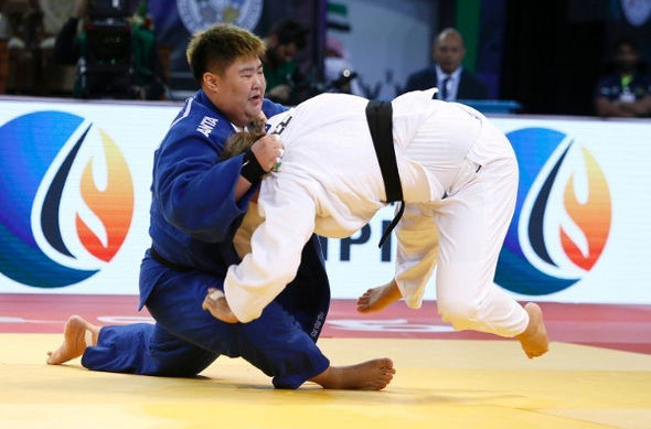 China's Sisi Ma struck gold in the women's over 78kg category