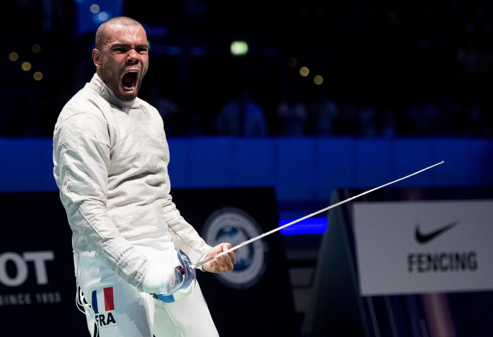 Frenchman Boladé Apithy stunned world number one Eli Dershwitz to claim gold in Moscow ©Getty Images