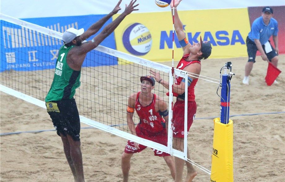 Anders Mol and Christian Sørum made it back-to-back tournament victories on the World Tour ©FIVB