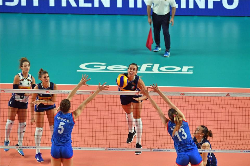 Italy defeated world champions Serbia in the FIVB Women's Nations League ©FIVB