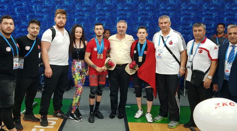 Turkey won gold, silver and bronze on a great day for them at the IWF Junior World Championships in Suva ©Turkey Weightlifting Federation