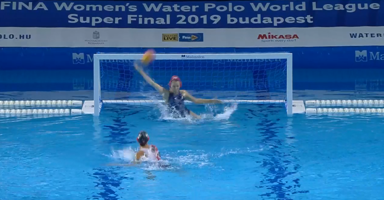 Goalkeeper Anna Karnaukh made two shoot-out saves as Russia beat Canada ©FINA
