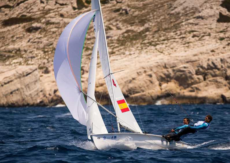 Spain got off to a flying start in the men's 470 class on the opening day of the World Cup Series Final in Marseille ©World Sailing