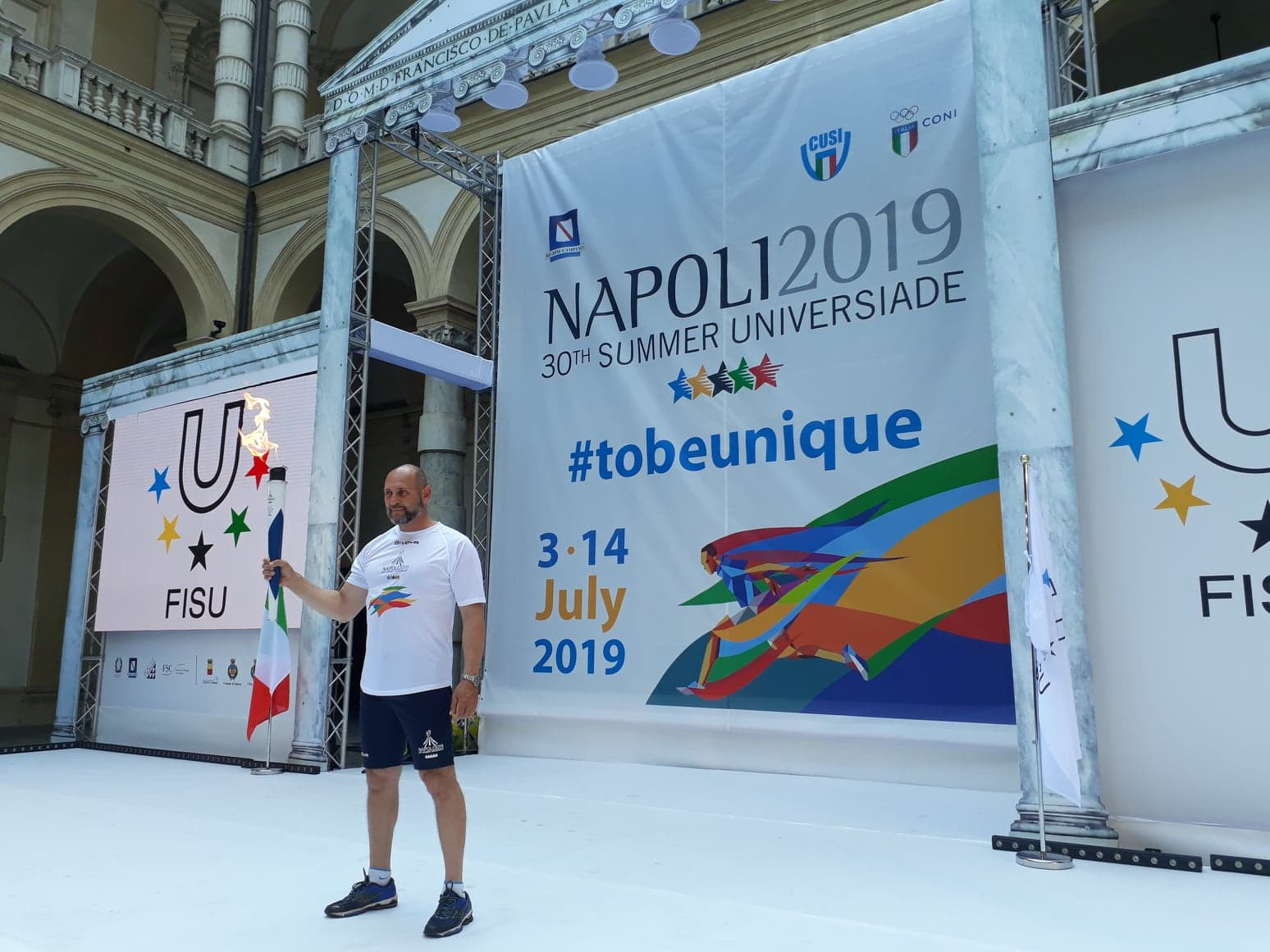Double Olympic champion Tizzano starts off Naples 2019 Torch Relay