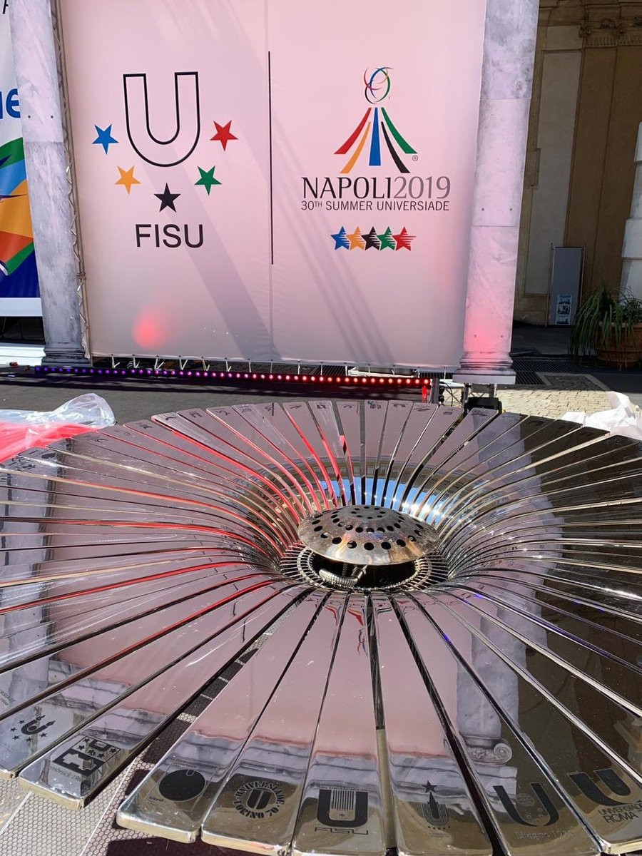 The cauldron used to light the Torch was engraved with the name and logo of every modern Universiade ©FISU