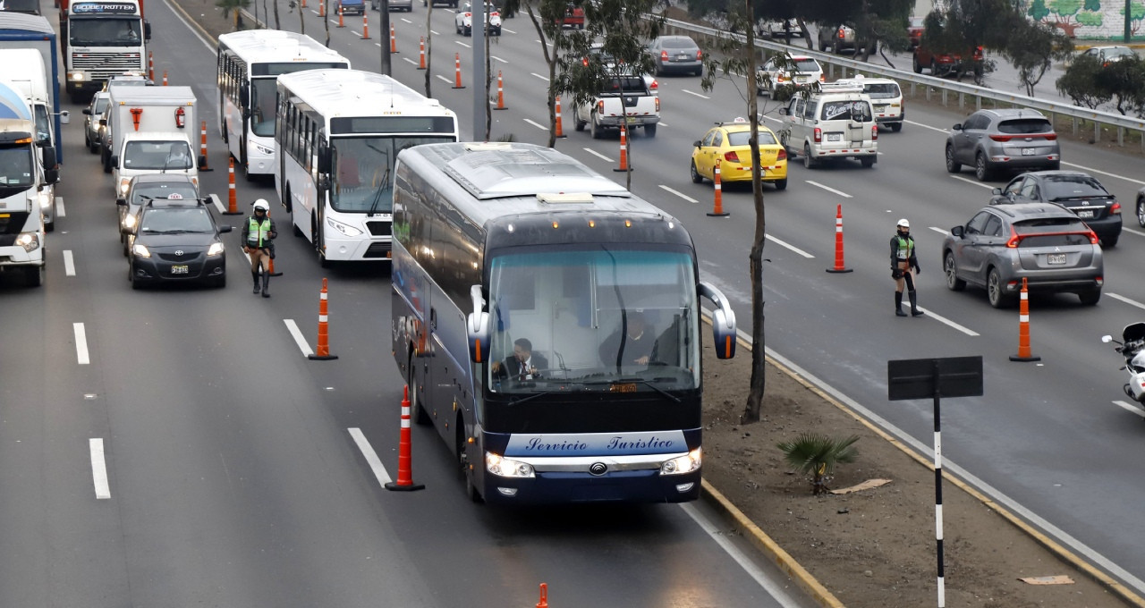 A first test has been conducted on the traffic lanes that will be dedicated to athletes and officials during the Pan American and Parapan American Games that start on July 26 ©Lima 2019