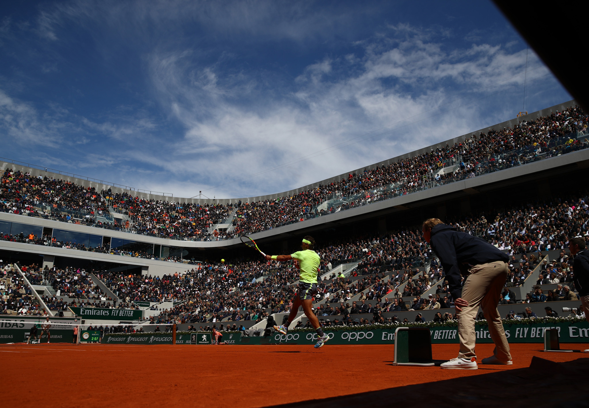Clay court master Nadal too strong for Federer at Roland Garros