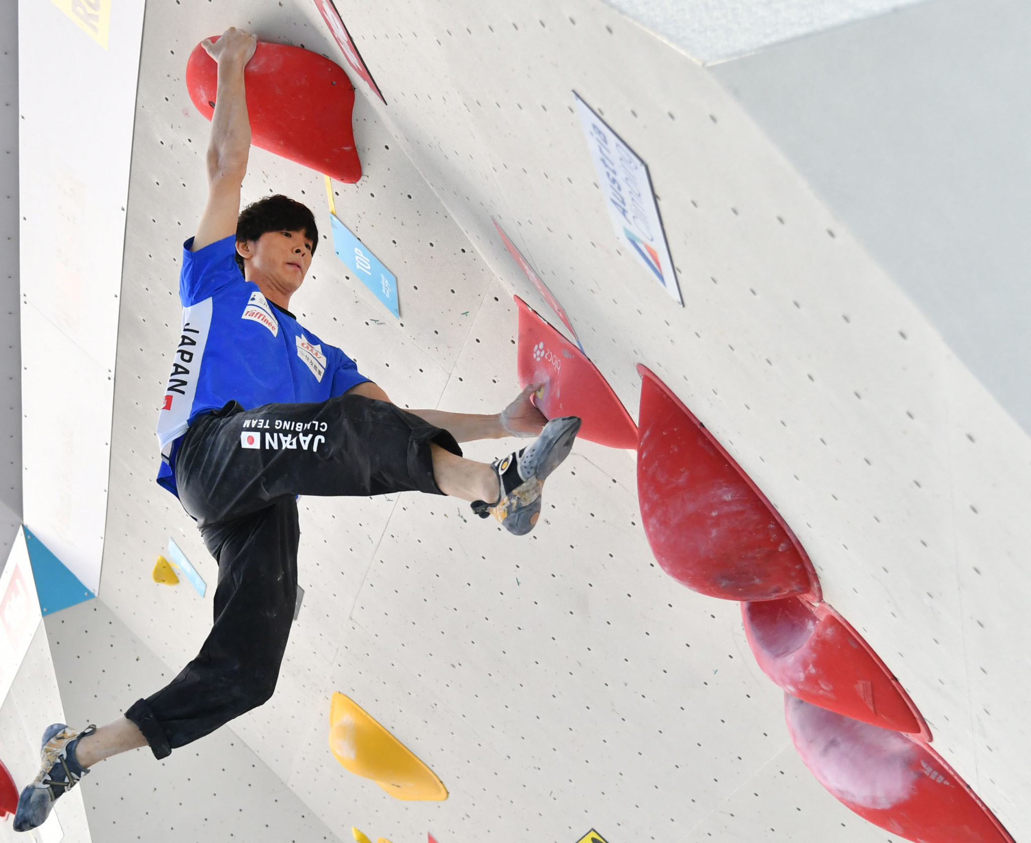 Tomoa Narasaki of Japan overtook Czech climber Adam Ondra to clinch the International Federation of Sports Climbing Bouldering World Cup in the United States ©Getty Images