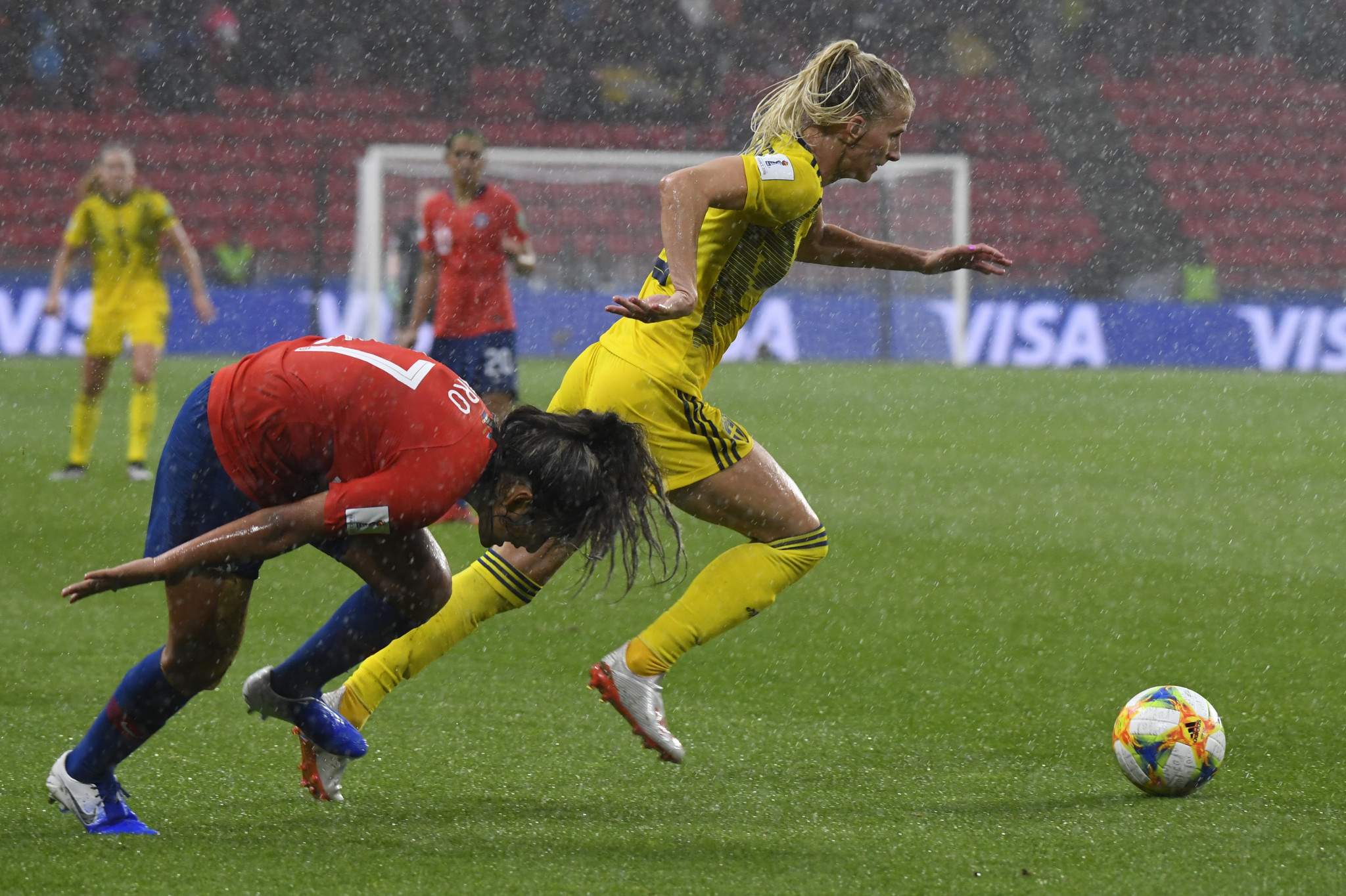 The referee halted the game in the 72nd minute due to the weather conditions ©Getty Images