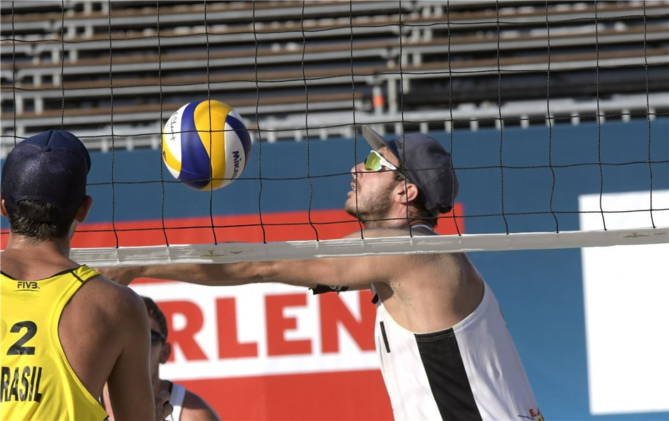 Switzerland's Quentin Métral and Yves Haussener booked their place in the main draw of the men's event ©FIVB