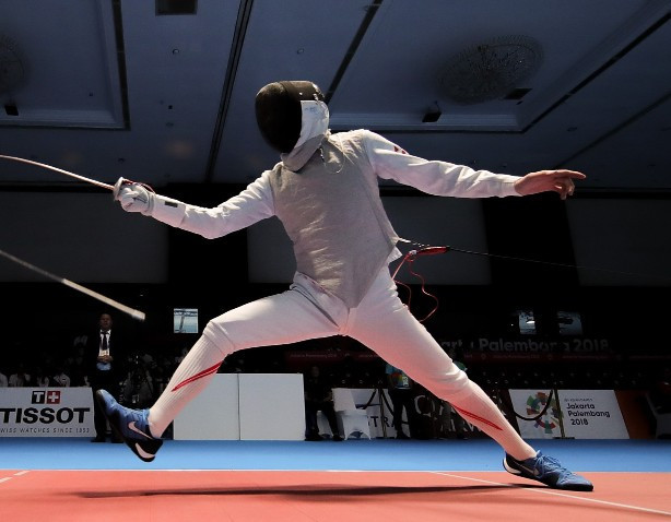 Takahiro Shikine won home gold for Japan on day one of the Asian Fencing Championships ©Getty Images