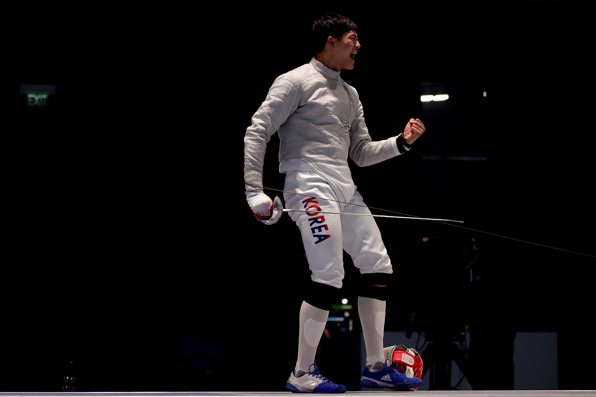 South Korea's Oh Sang-uk beat China's Wang Shi to the men's sabre title as action continued today at the Asian Fencing Championships in Chiba in Japan ©Getty Images