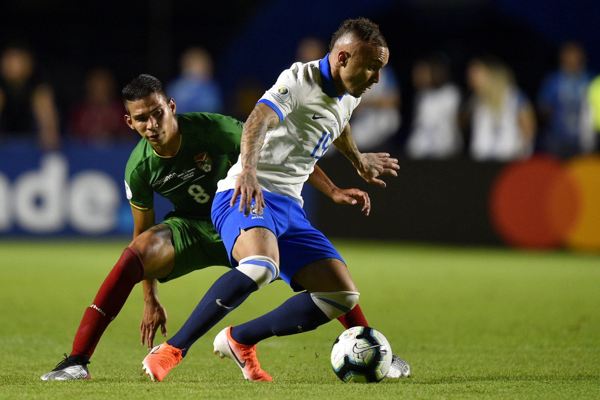 Everton Soares scored the third goal in Brazil's 3-0 victory against Bolivia in the Copa America ©Getty Images